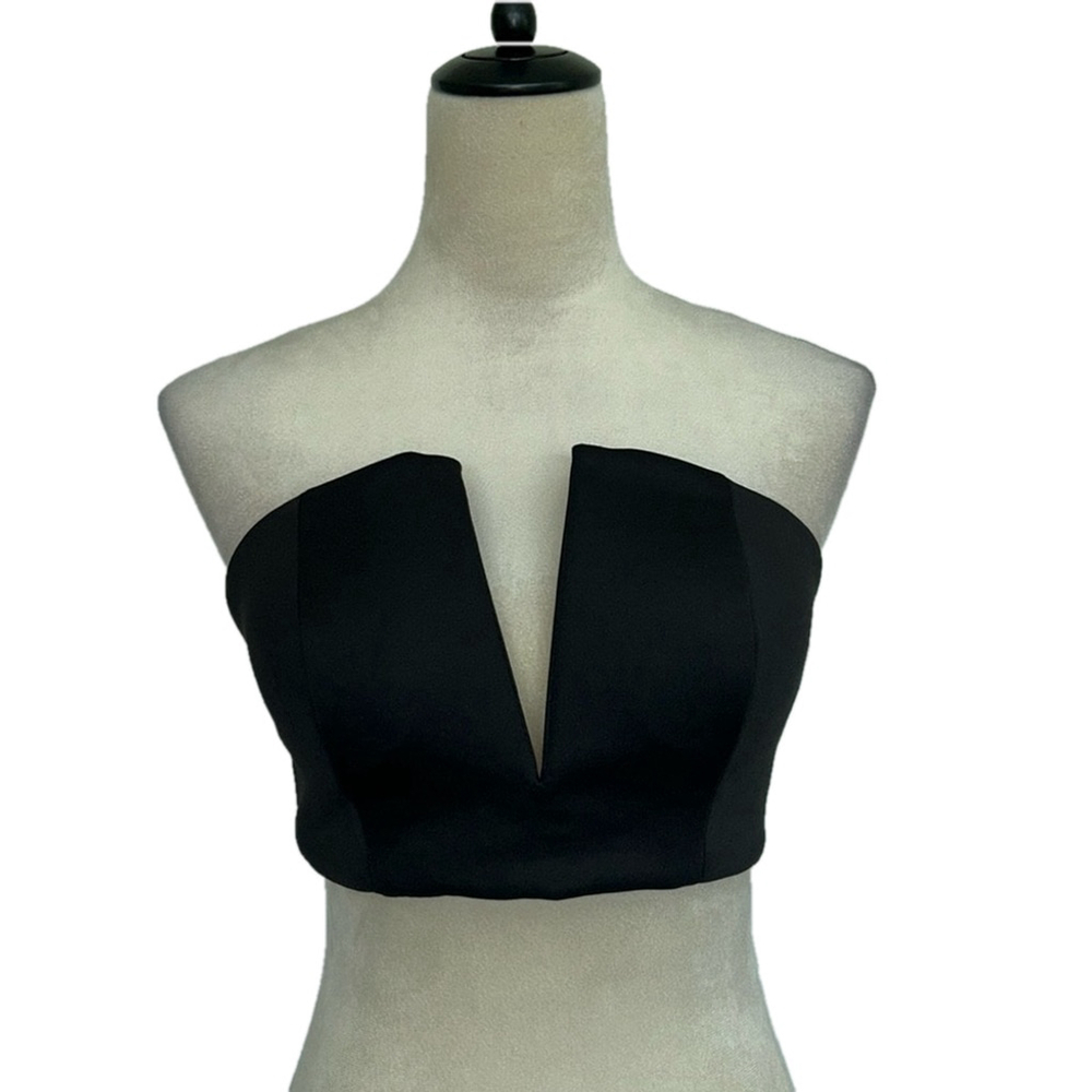 Tobi: NWT: Black Strapless Top: Size M
